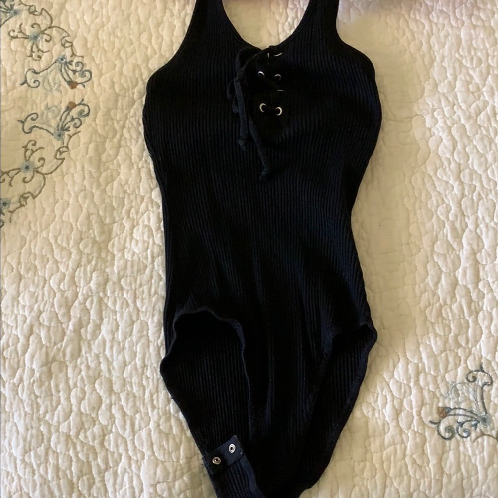 Black body Suit size small